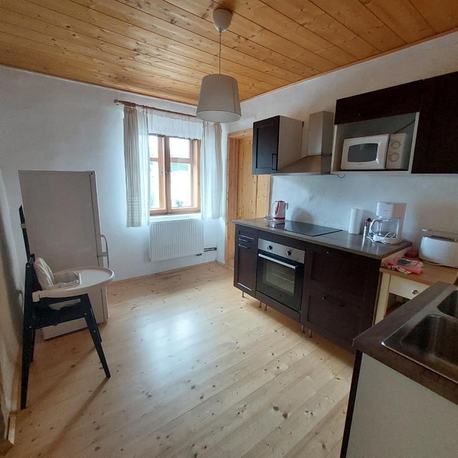 Apartmány U Tří Sluncí Hroubovice Exterior foto